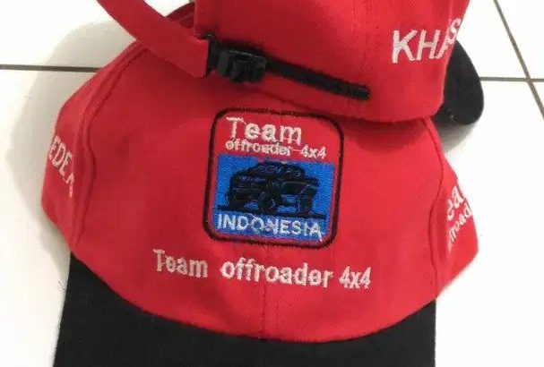 Souvenir topi custom, topi promosi kantor