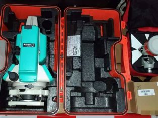 Total station NIKON NPL-322+P (Full Set)