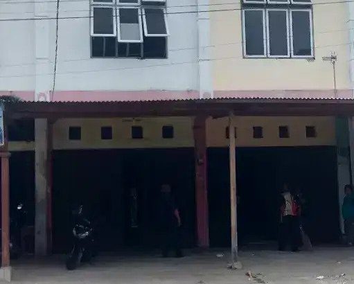 Toko sewa uleekareng jln kebun raja satu pintu dua