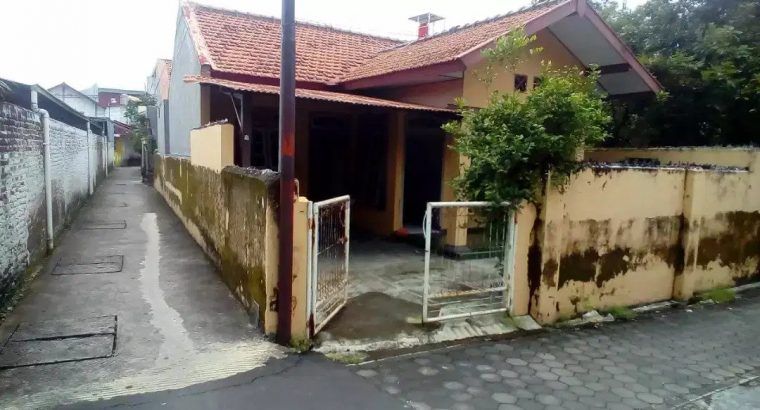 Rumah dikontrakkan murah tengah kota Kudus