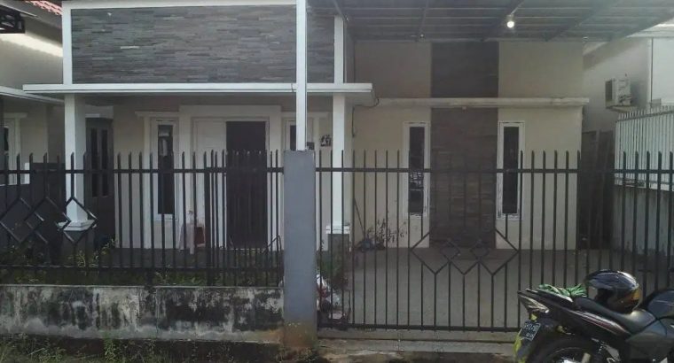 DISEWAKAN RUMAH BESAR PONTIANAK