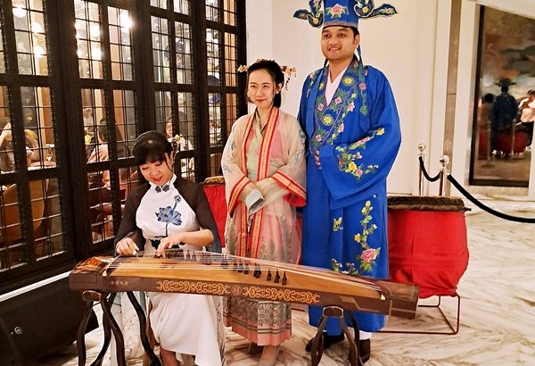 Musik Mandarin Guzheng Erhu